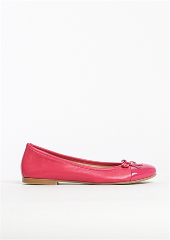Flot klassisk pink ballerina sko fra Bukela
